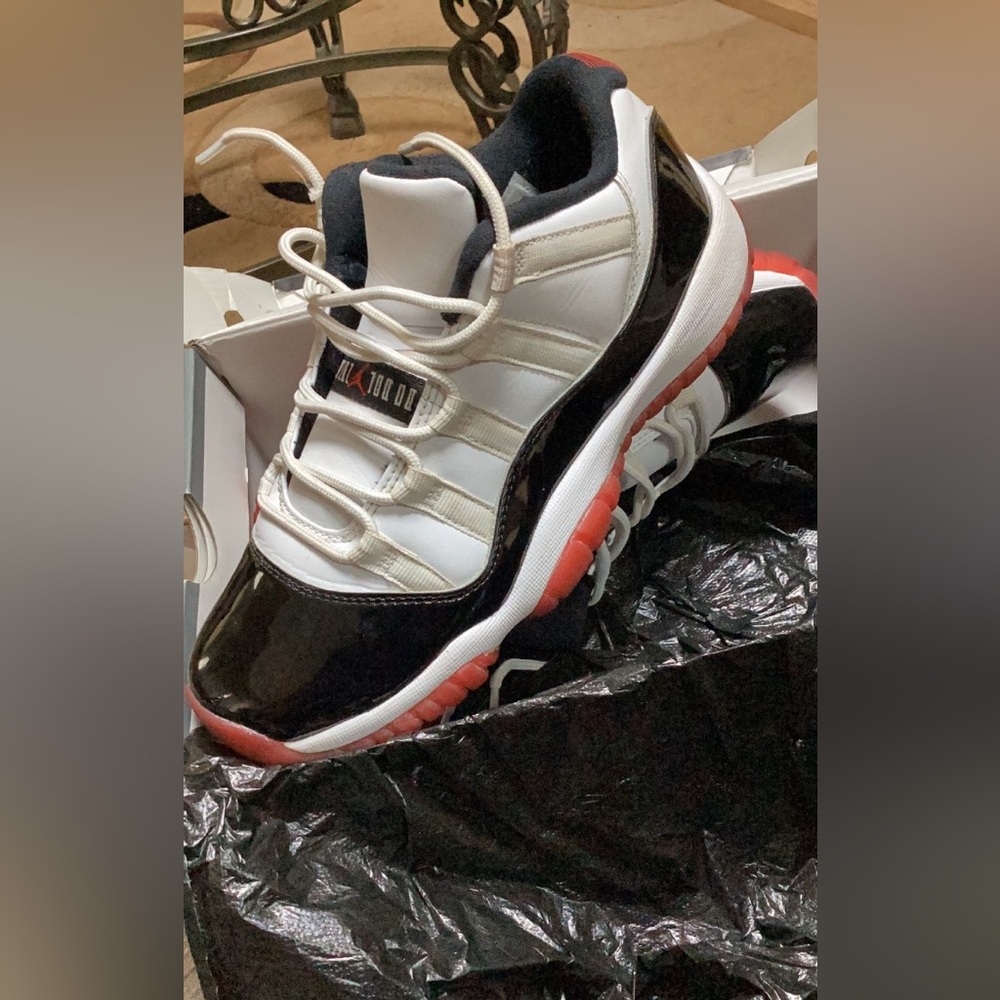 Jordan 11 lows